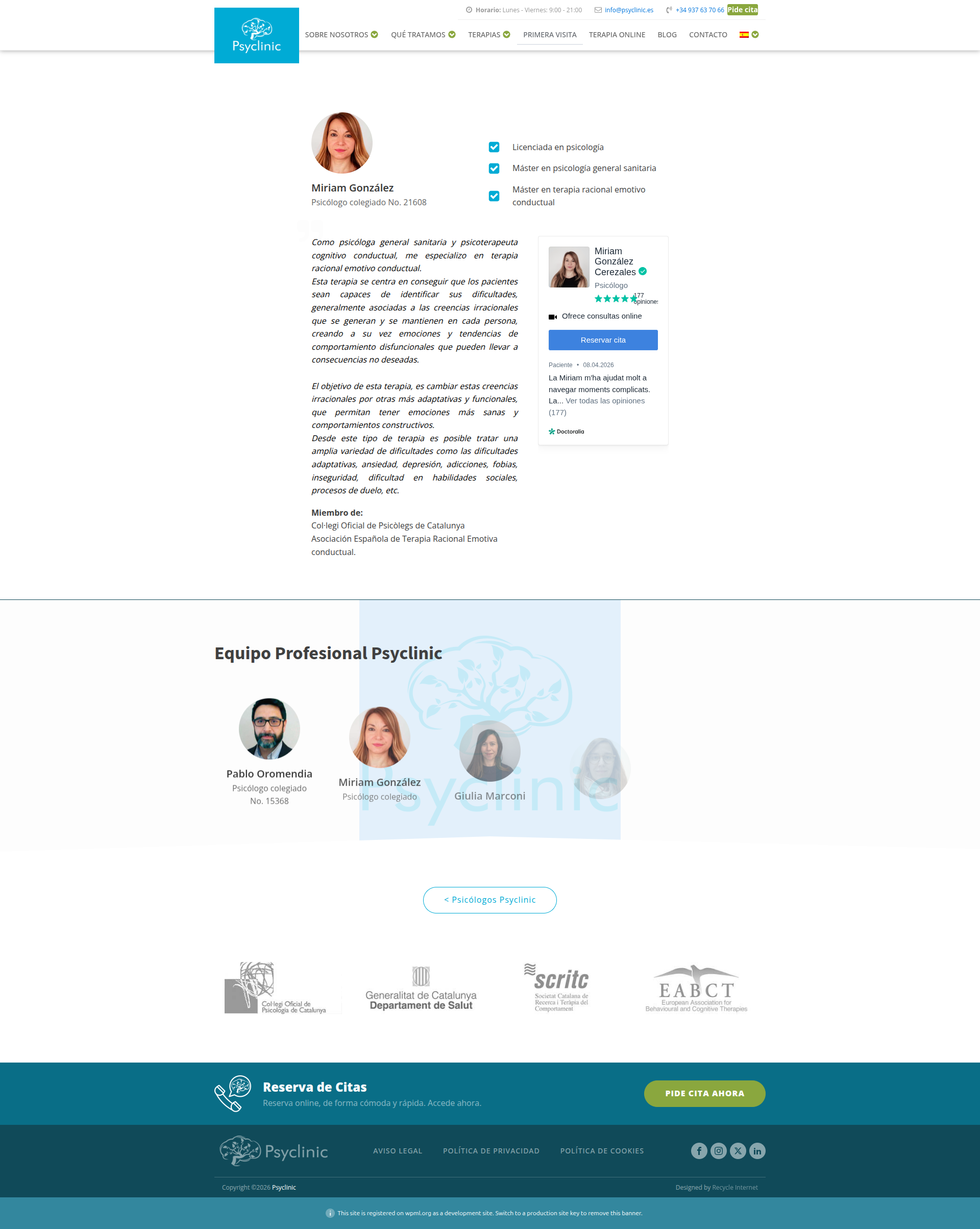 Pàgina completa d'una psicòloga col·legiada amb foto professional, formació detallada, equip del centre i segells de col·legis oficials i associacions professionals com a prova d'autoritat
